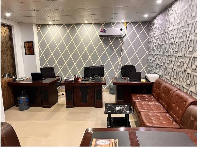 Area 330 Square Feet Office Available For Sale Real Pictures In Main Boulevard Road Gulberg 3 Lahore 3