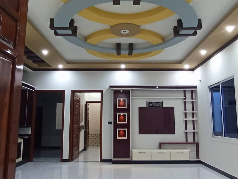 Stunning 240 Square Yards House In Gulshan-e-Usman Available 7