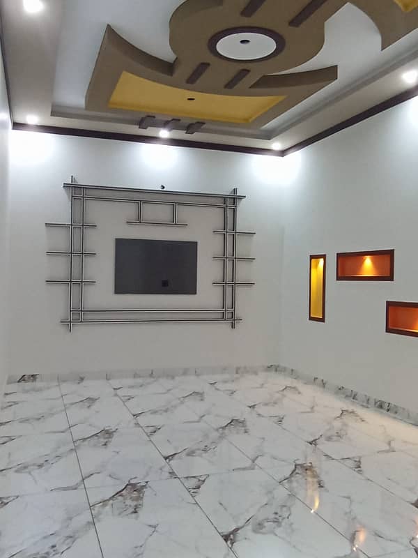 Stunning 240 Square Yards House In Gulshan-e-Usman Available 11