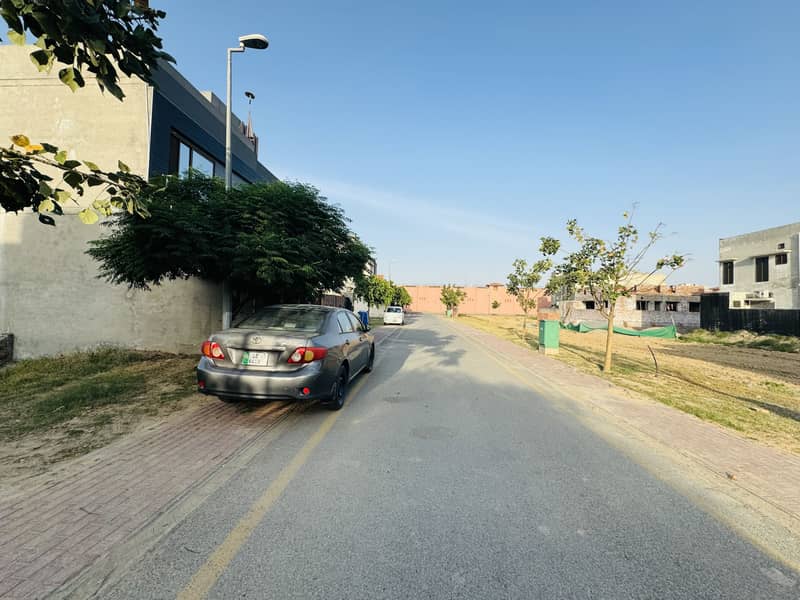 10 Marla Residential Plot For Sale In Nishter Block Bahria Town Lahore 0