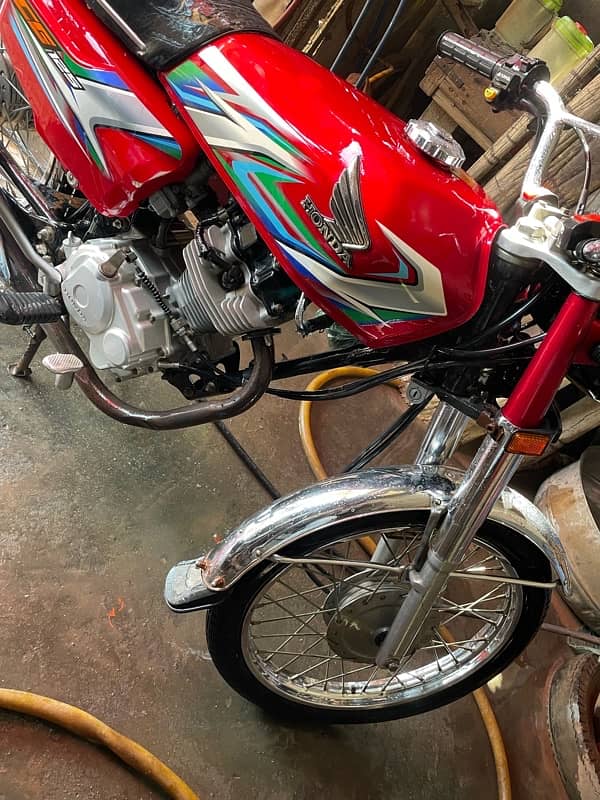 honda 125 2023 4