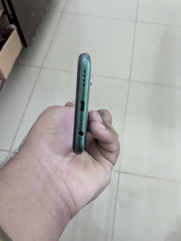 Realme 5i 1