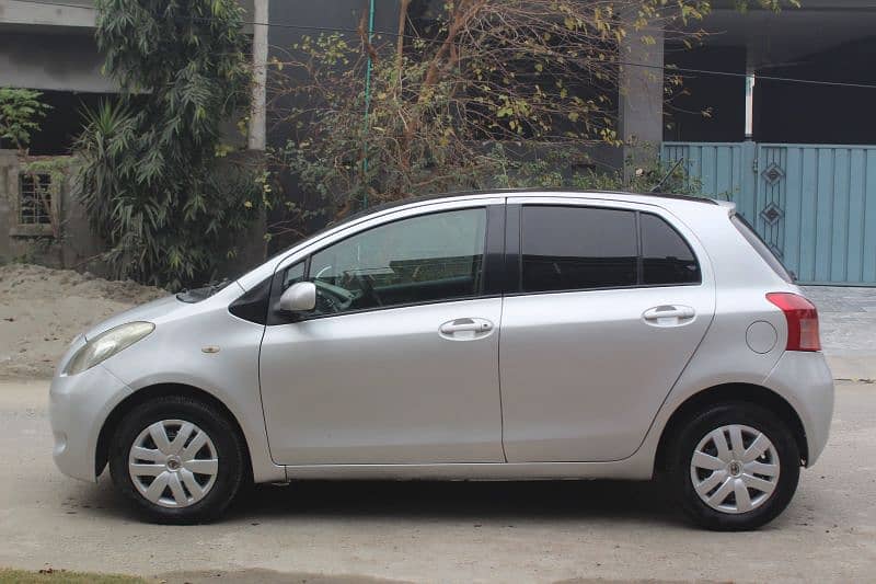 Toyota Vitz 2006 2