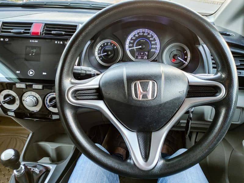 Honda City 2018 in excellent condition 13