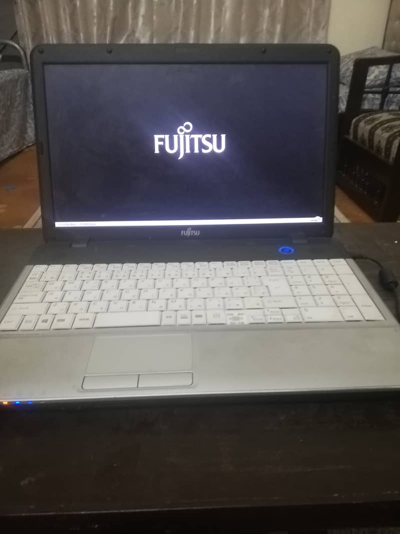 Fujitsu laptop 3