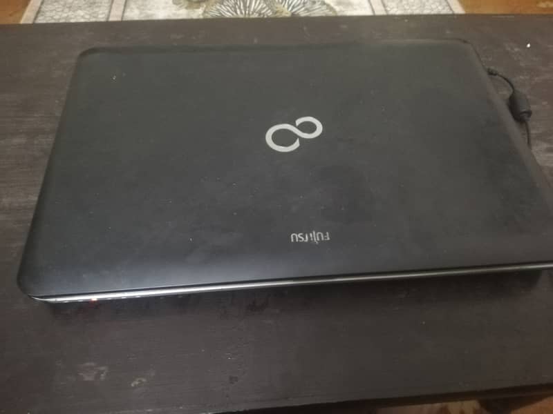 Fujitsu laptop 4