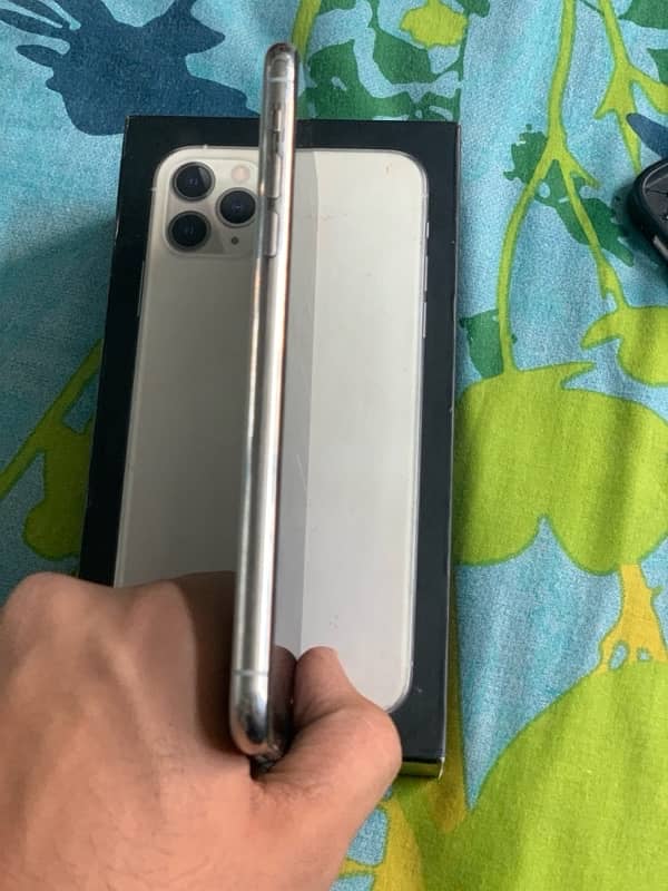 iphone 11 pro max 512gb pta approved 1