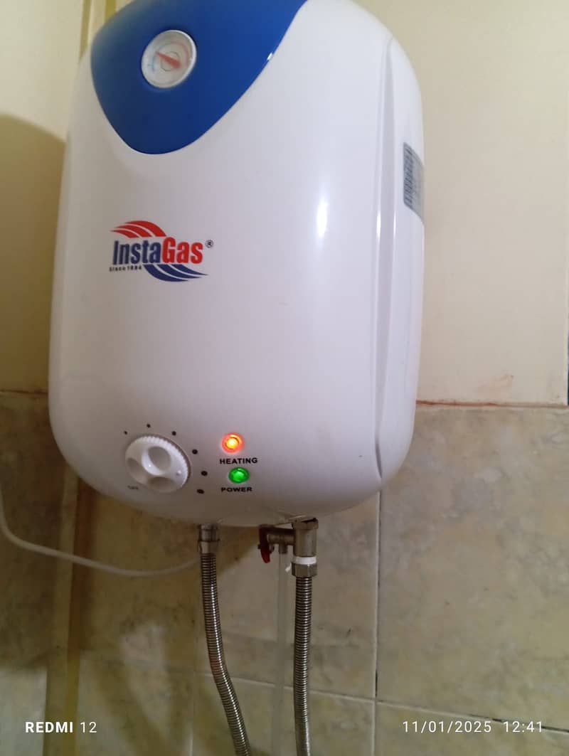 Isntagas Electric Geyser (15 Litre) 2