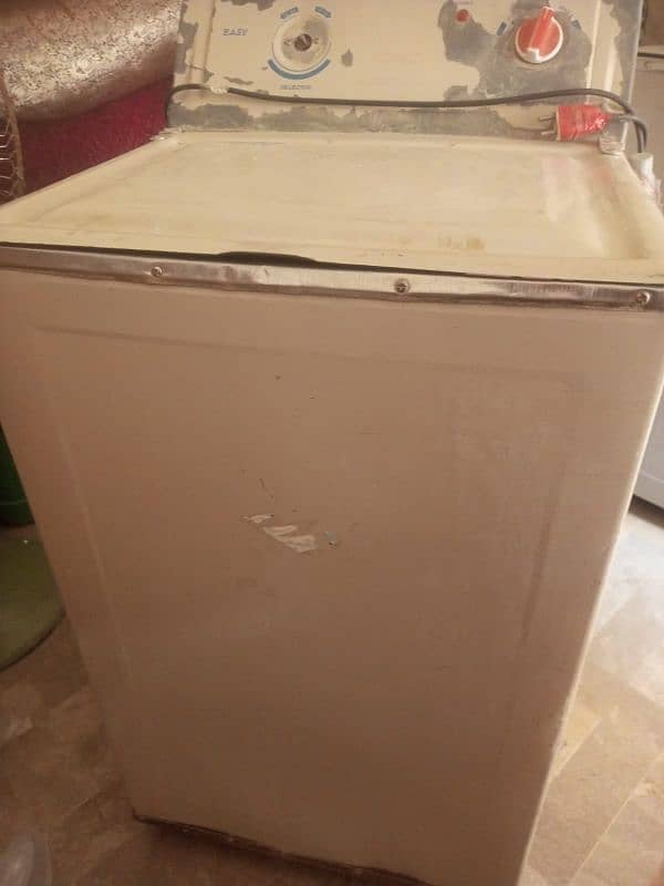 Good Condition Washing machine 1