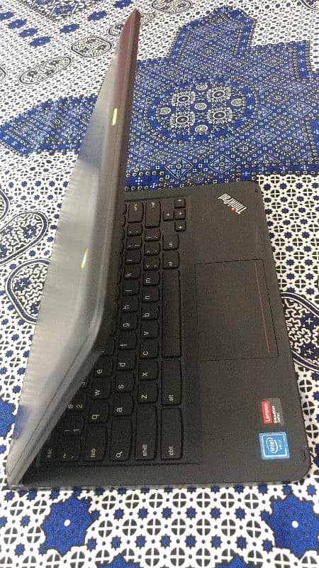 Lenovo laptop ThinkPad Lenovo Chromebook iPad tablet jc chrome book 10