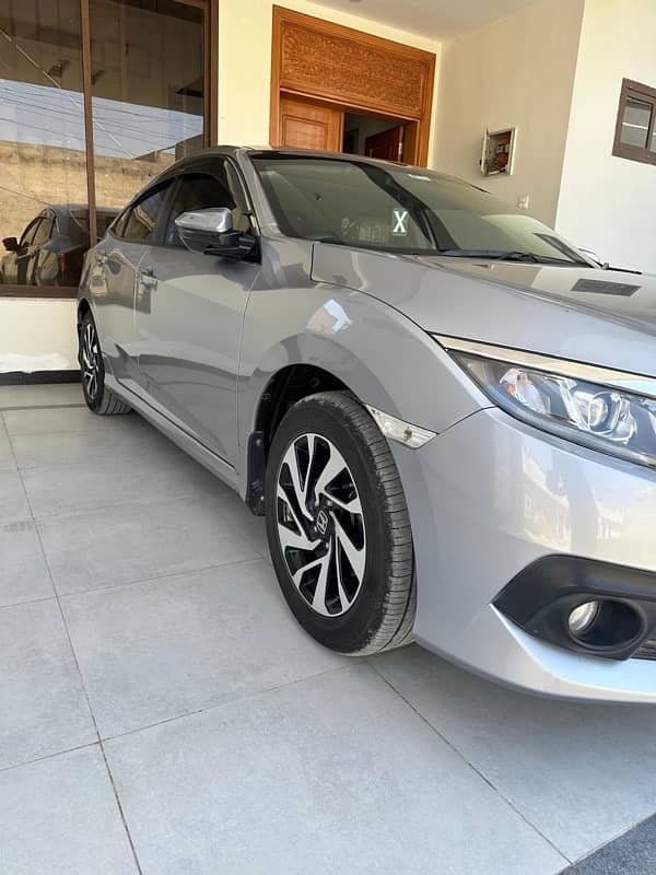 Honda Civic Oriel 2018 6