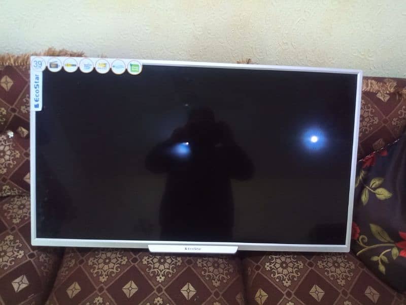 40 inches ECO STAR LED TV 4