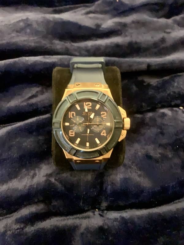 Guess watch model#W0247G3 0