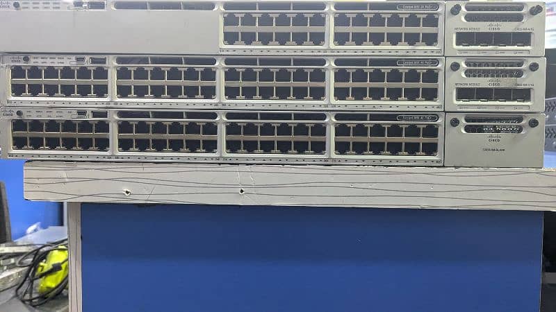 Networking switches | Cisco catalyst  3850 24port U poe  2x10g 2x1g 3