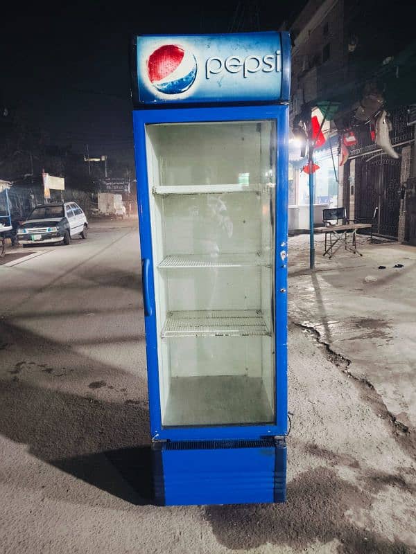 Pepsi dealer 400 liter all okay Good condition call(0312/4645208/ 7