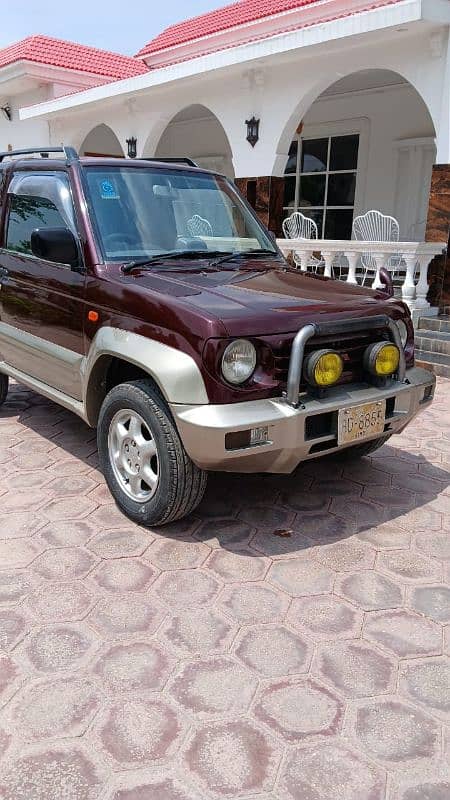 Mitsubishi Junior Pajero 1996 5