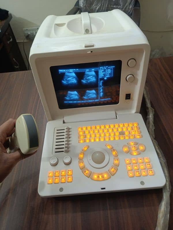 Ultrasound Machine's 1