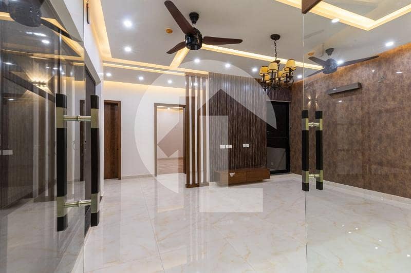 House For rent Is Readily Available In Prime Location Of Bahria Town Phase 8 23