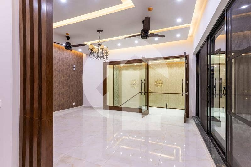 House For rent Is Readily Available In Prime Location Of Bahria Town Phase 8 29