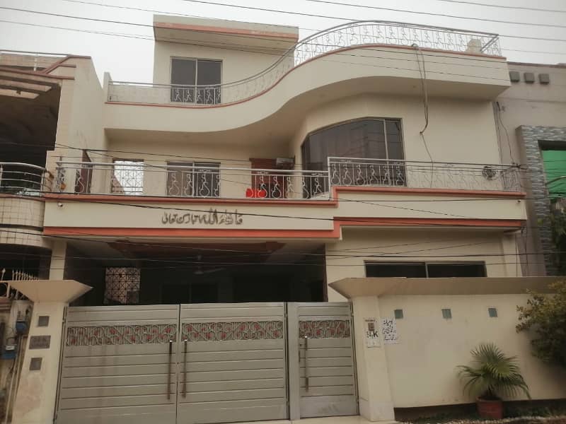 10 MARLA DOUBLE STORY SLIDLY USED HOUSE FOR SALE 0