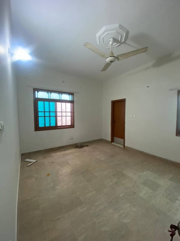 three bed dd 1st floor portion for rent in johar 3