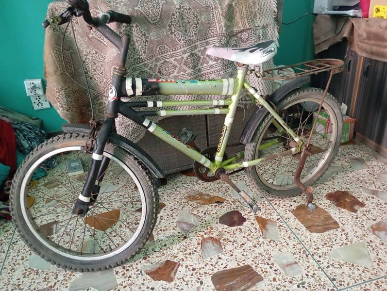 BICYCLE USED 1