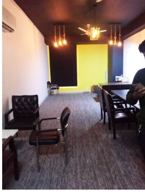 Area 560 Square Feet Office Available For Rent Real Pictures In Main Boulevard Road Gulberg 3 Lahore 2