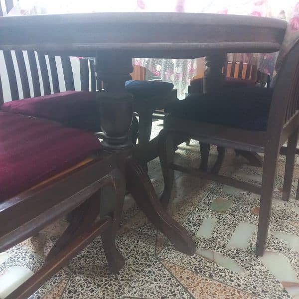 Dining Table with 6 chairs 2