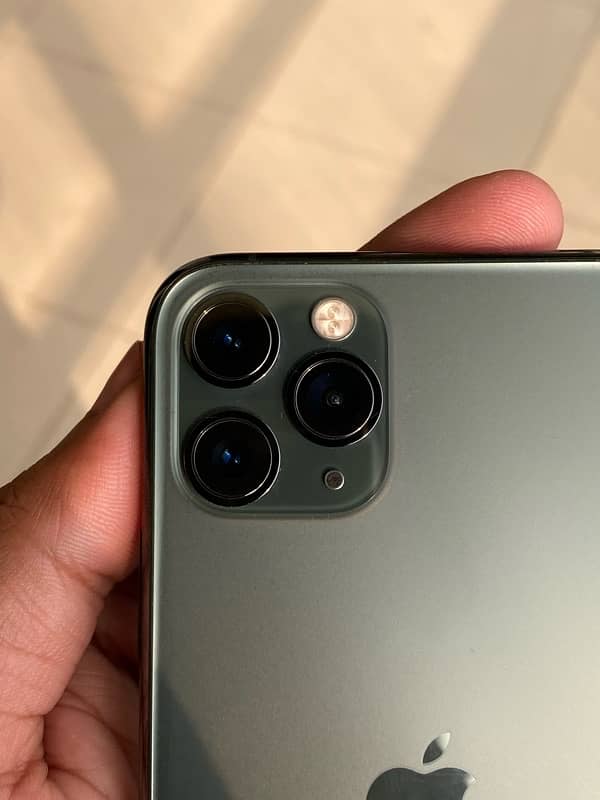 Apple Iphone 11 Pro Midnight Green 2