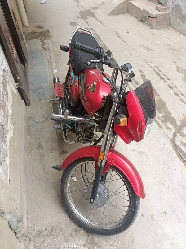 Honda 70 Dreem fresh pec all ok all parts are original and fresh 0