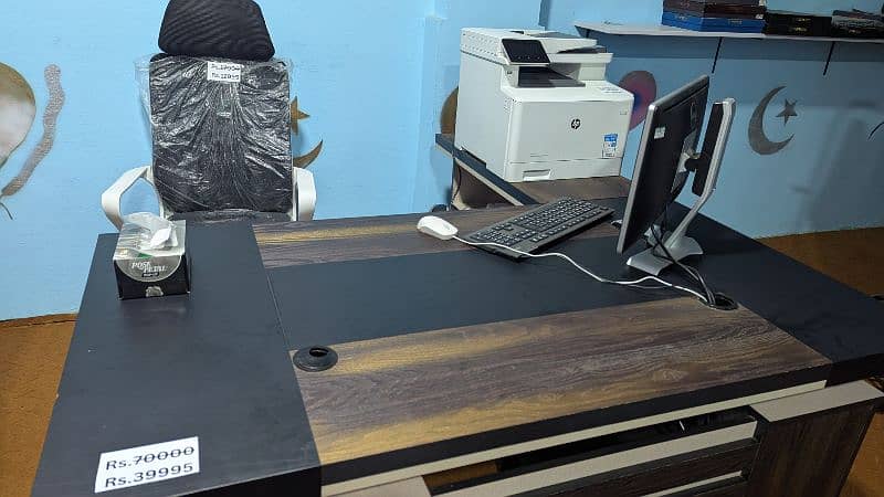 Office Tables premium quality for sale UpTo 50% off 1