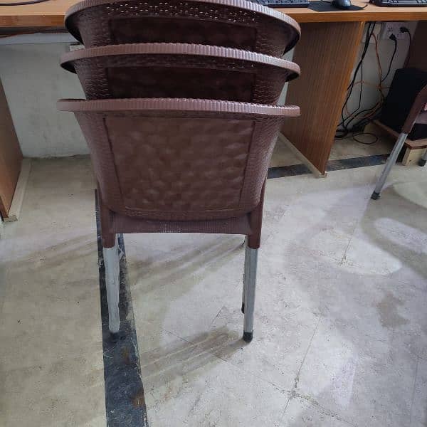 chairs new in condition 20 pcs 0