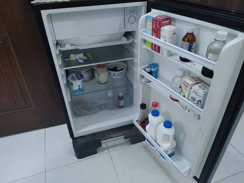 Electrolux Room Fridge (With stand) 2