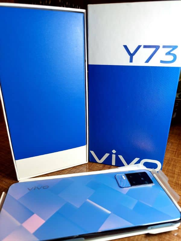 VIVO Y73 12/128 DIAMOND FLARE 4