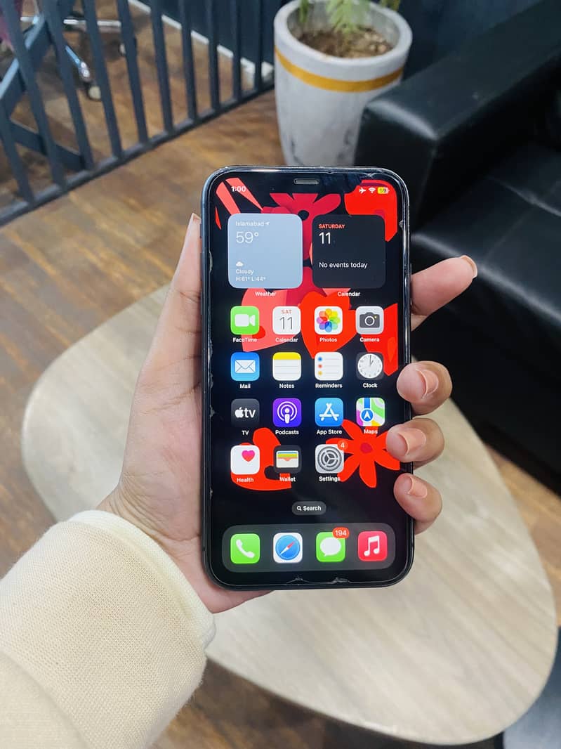 Apple iPhone 11 1