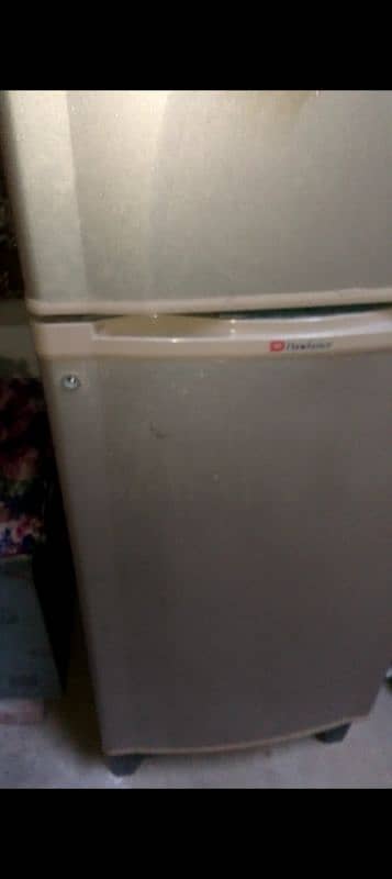 Dawlance Fridge for sale condition good 4