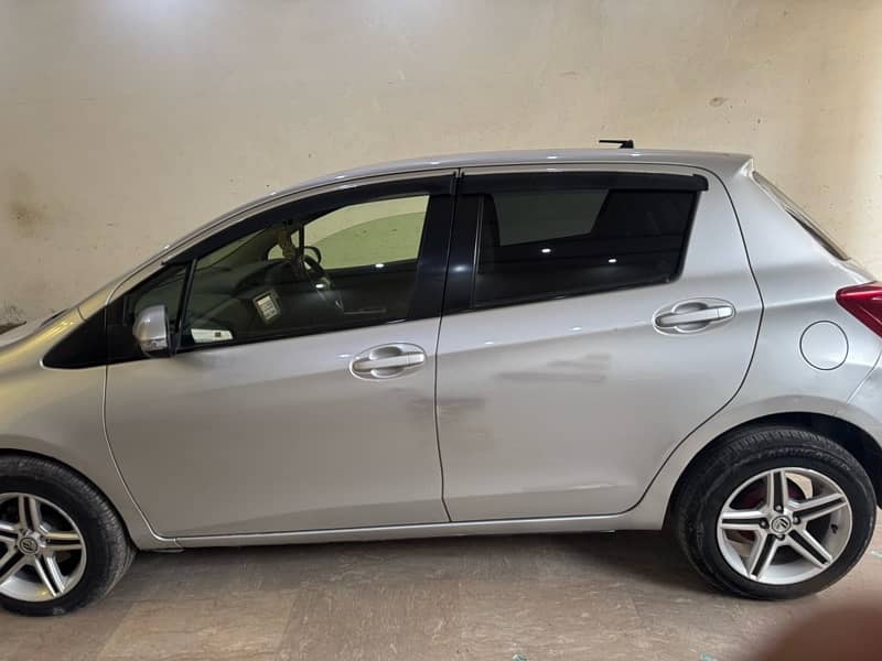 Toyota Vitz 2018 5