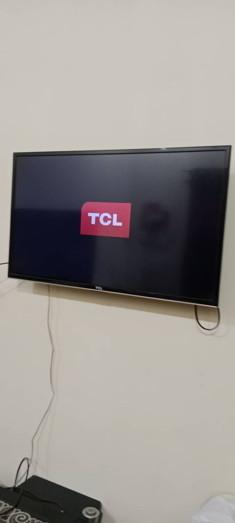 TCL 32 inch led 0