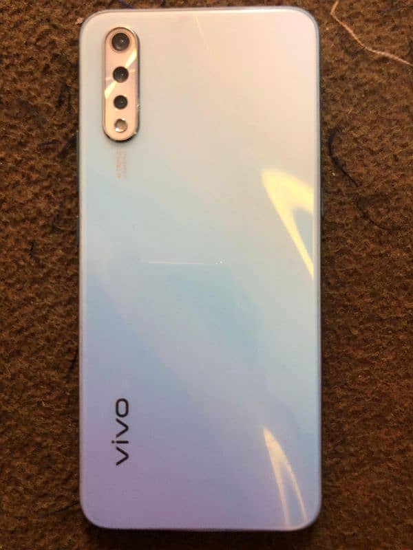 vivo s1 8/256 2