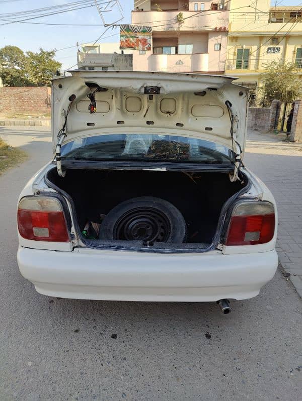 Suzuki Baleno 2004 6