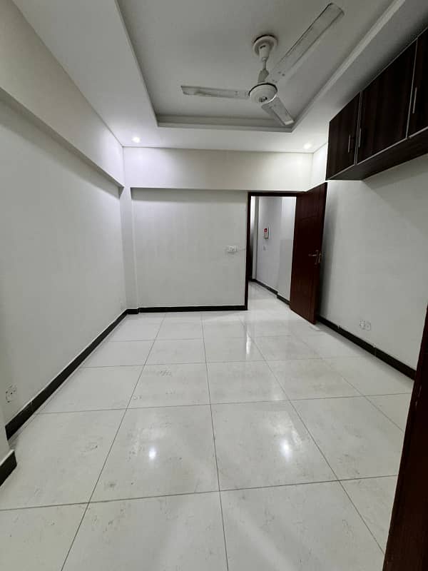 One Bedroom Apartment Available For Rent In Capital Residencia 0