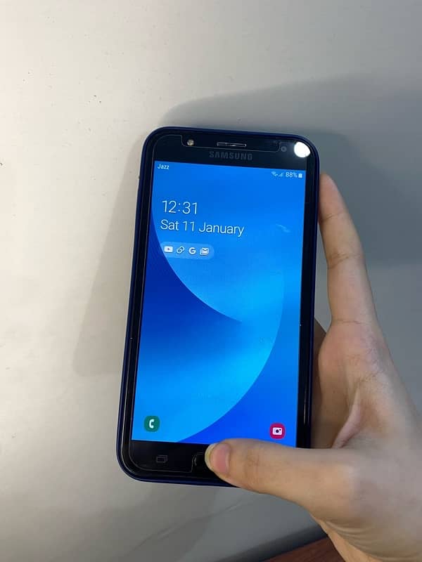 10/10 Condition Samsung Galaxy J7 Core 0