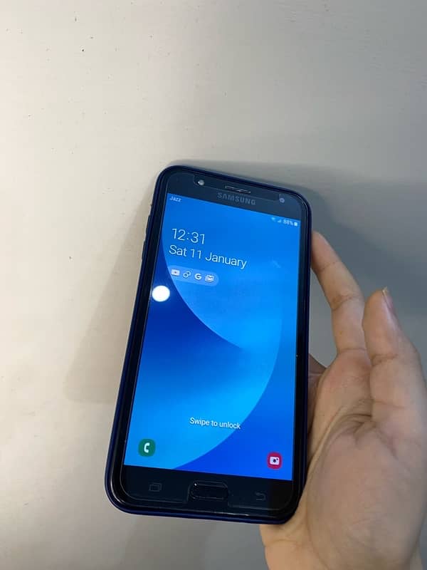 10/10 Condition Samsung Galaxy J7 Core 2