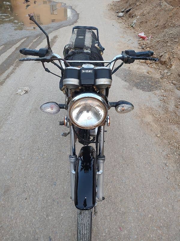 Suzuki GS 150 urgent sell VVIP condition 3