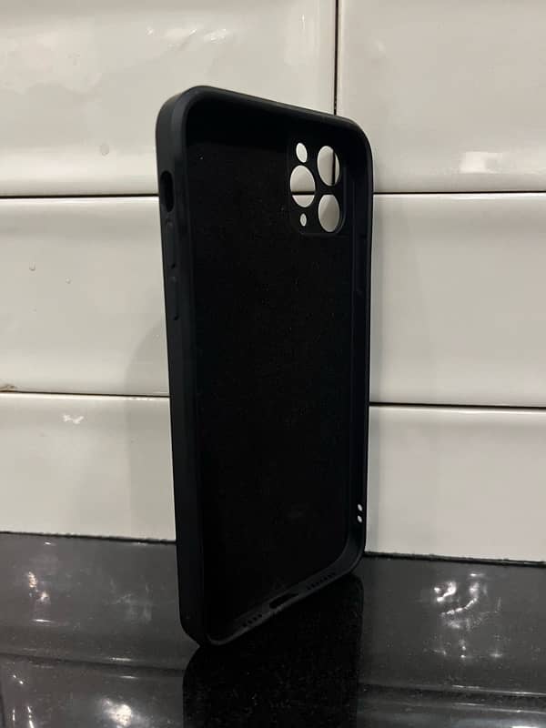 Iphone 11 Pro Cover 3