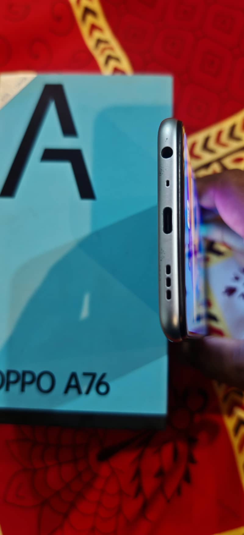 Oppo a76 1