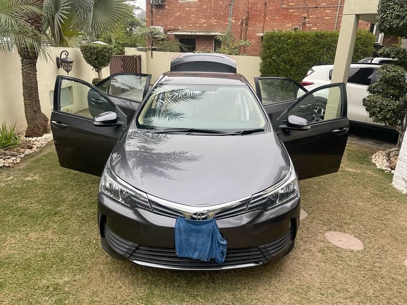 Toyota gli 2017 auto first hand Apna name total orginal 2