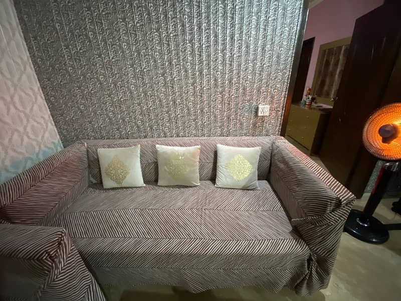 6 Seater Sofa Set For Sale Brand new condition 1