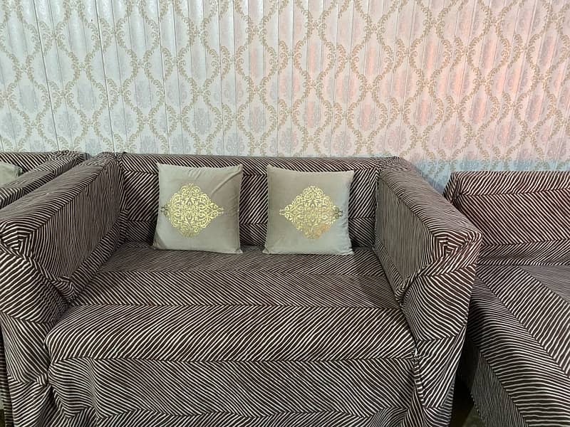 6 Seater Sofa Set For Sale Brand new condition 2