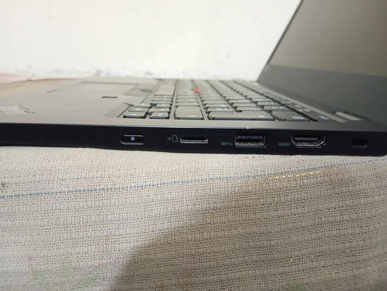 Lenovo i5 11 generation L13 ram 8gb ddl4 256 SSD with finger print 4